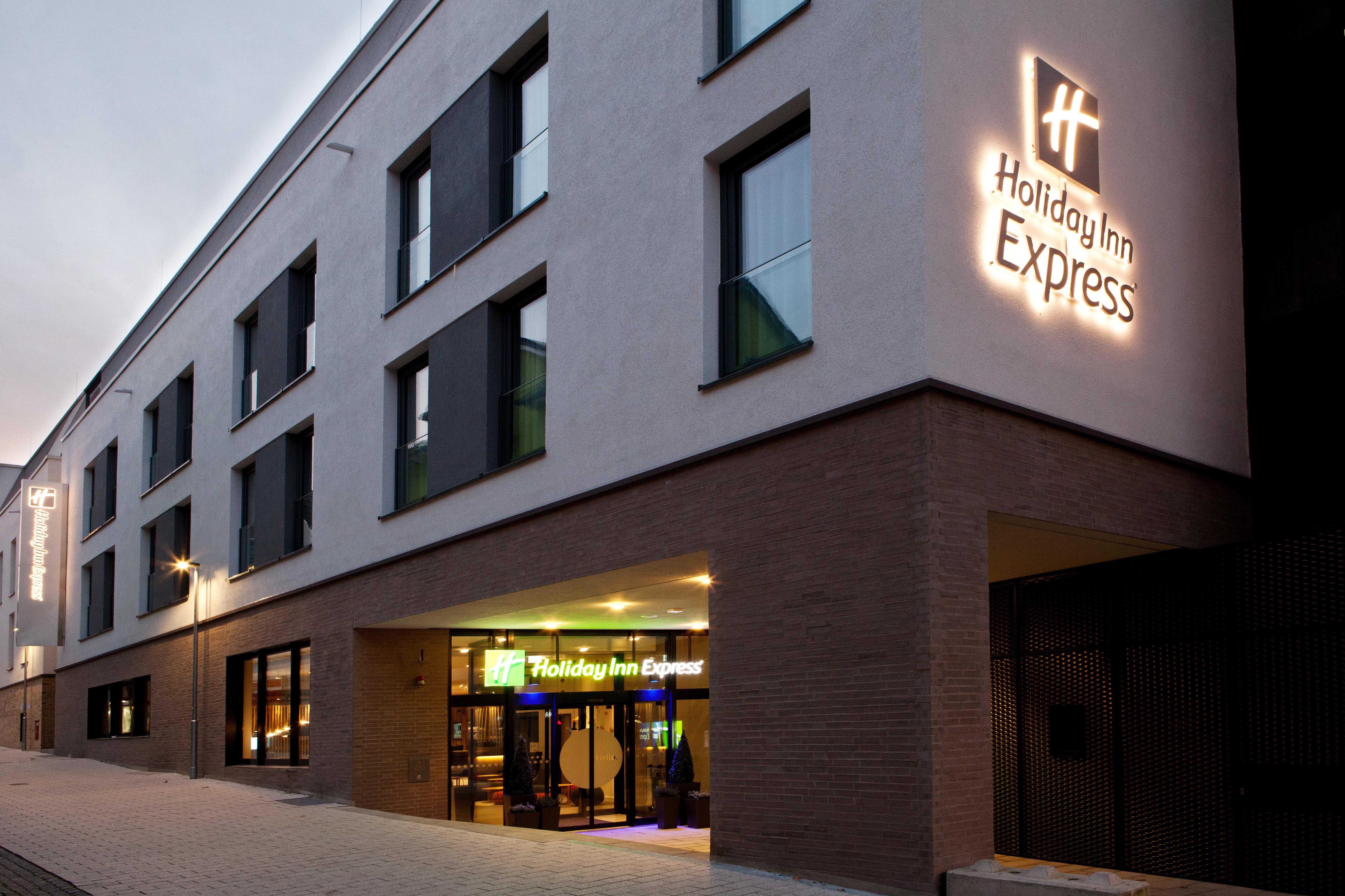 Holiday Inn Express - Goppingen, An Ihg Hotel Zewnętrze zdjęcie